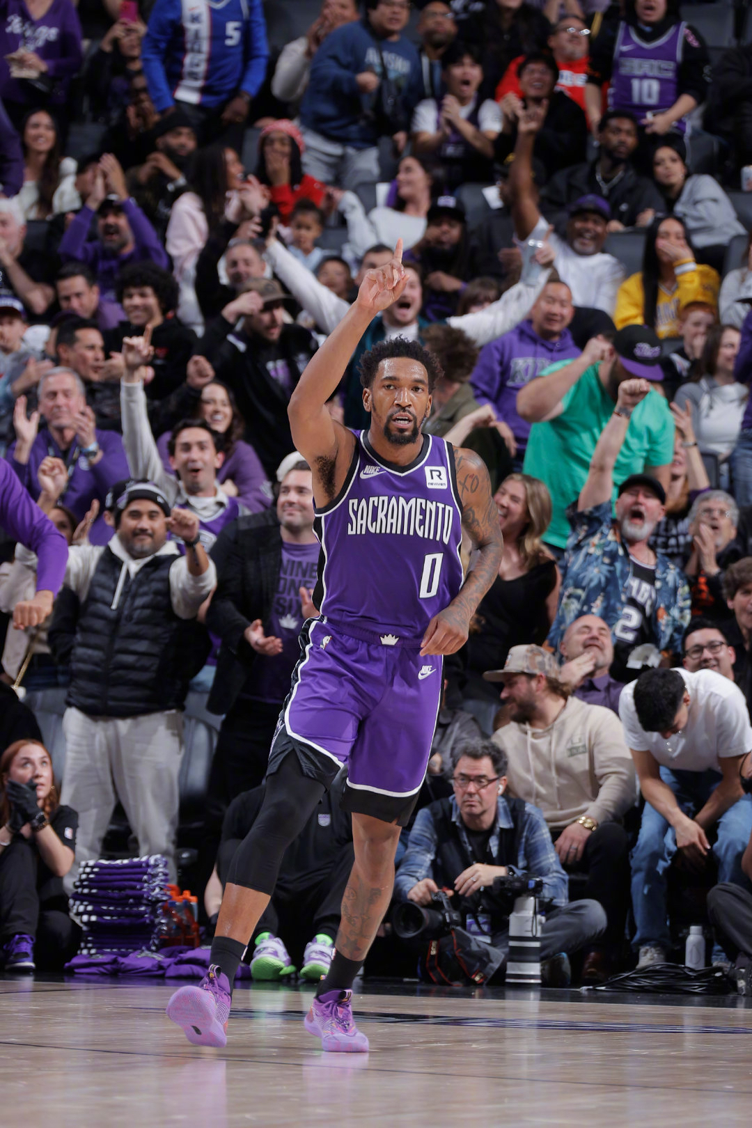 开云体育官网-尼克斯鏖战北京队，浓眉哥状态火热