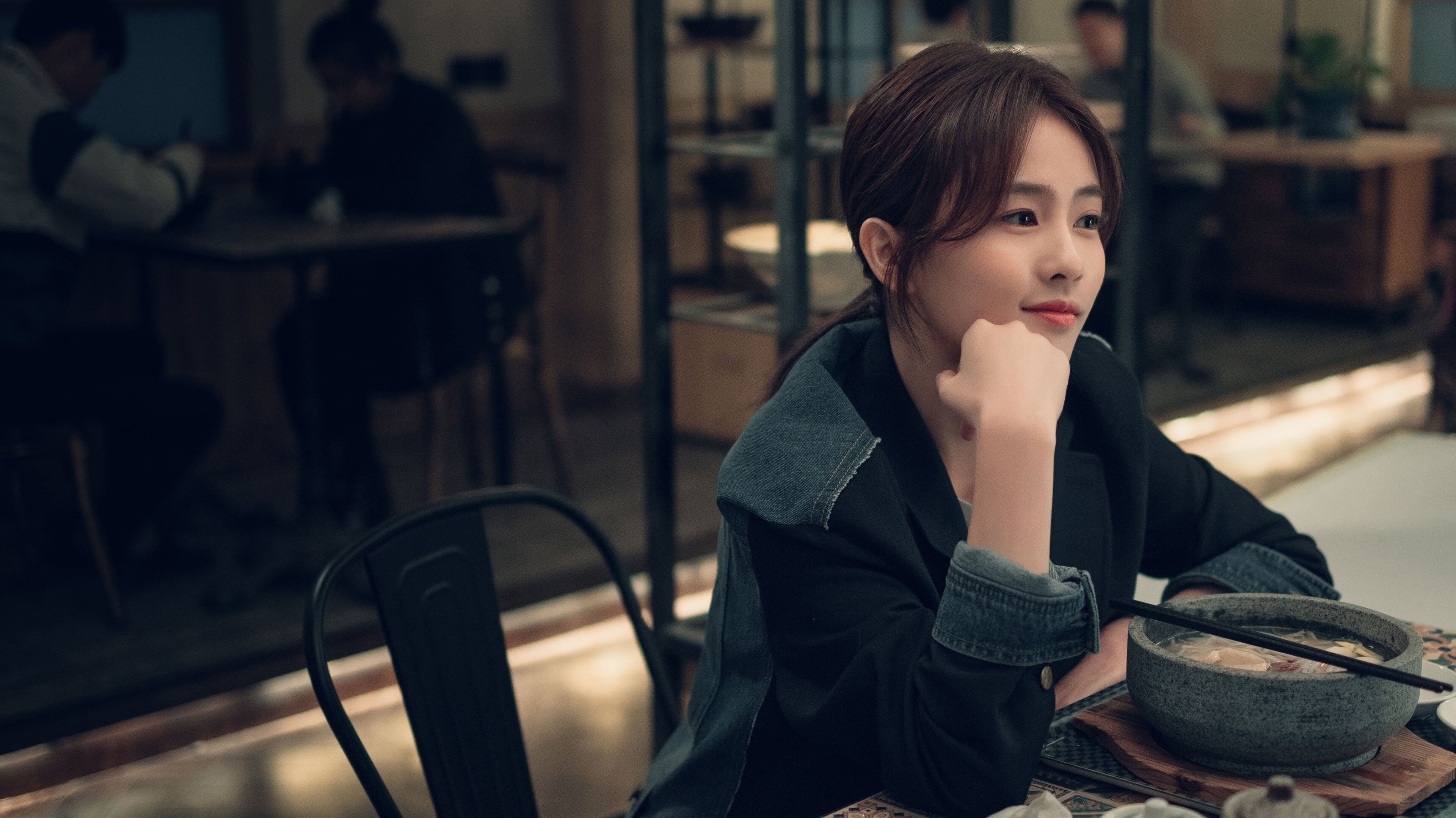 生死战，公牛三叉戟轰垮独行侠，东契奇空砍40+难救主