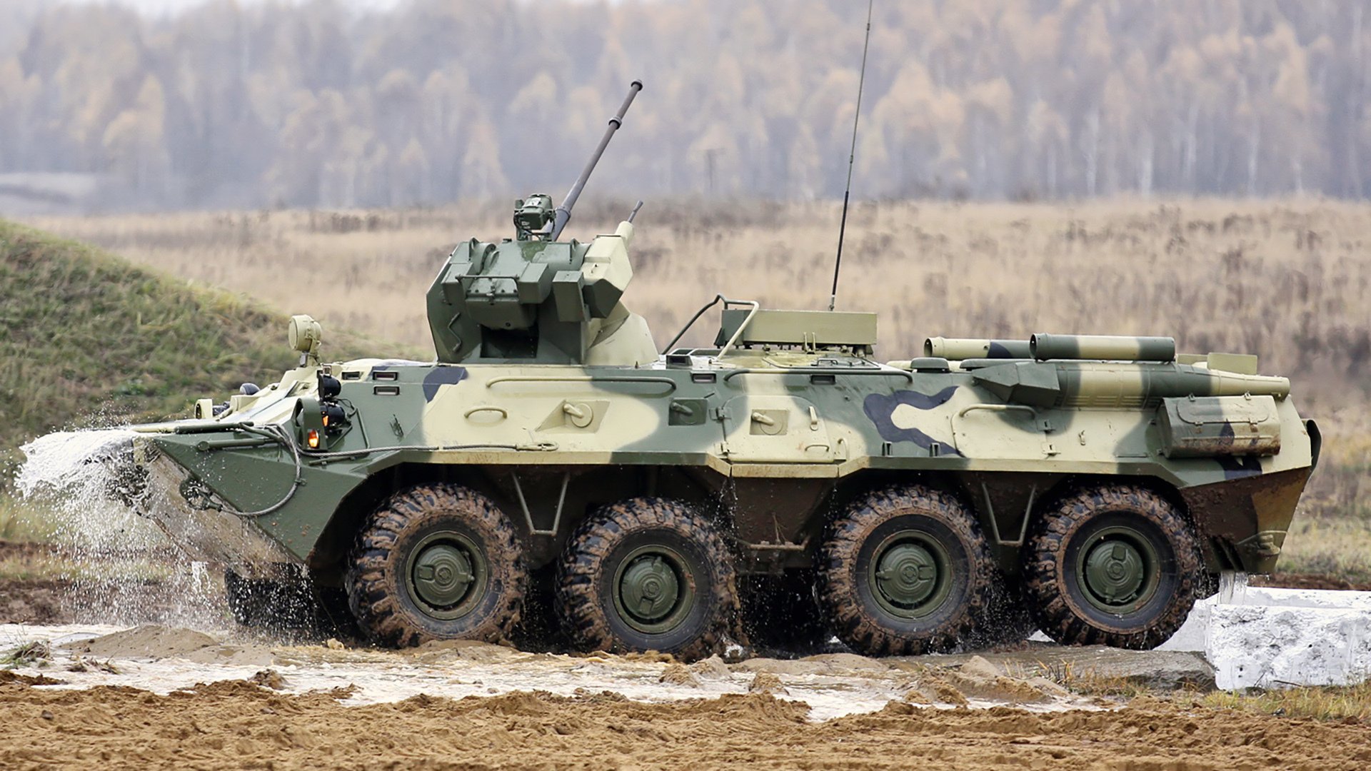 德甲争冠夜巅峰对决，爱德华兹闪耀全场，最佳称号毫无争议